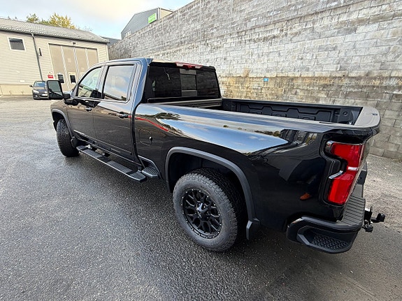 Chevrolet Silverado 2500 6 of 13