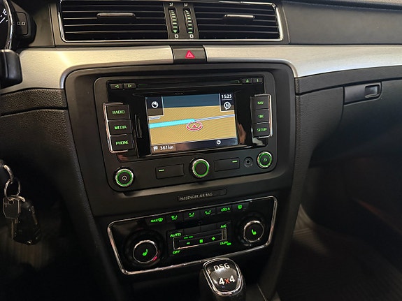 Skoda Superb 13 of 14