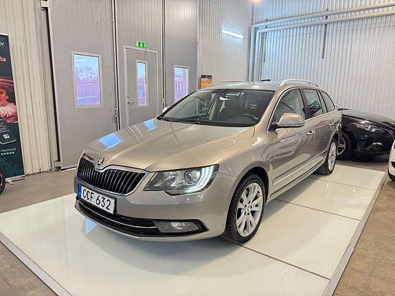 Skoda Superb 4 of 5