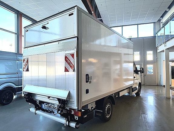 Renault Master 4 of 5