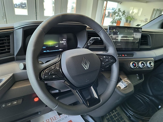 Renault Master 15 of 21