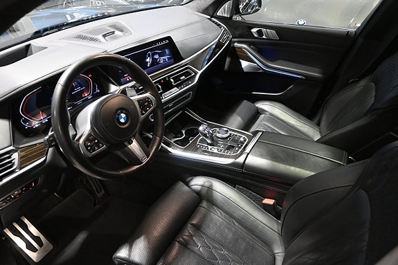 BMW X7 7 of 30