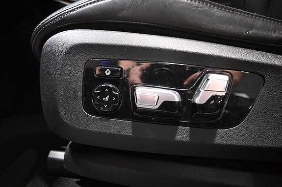 BMW X7 21 of 30