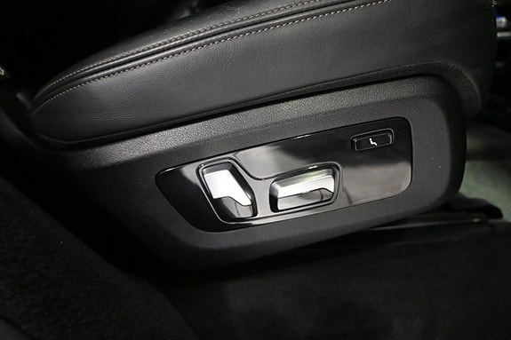 BMW X7 16 of 30