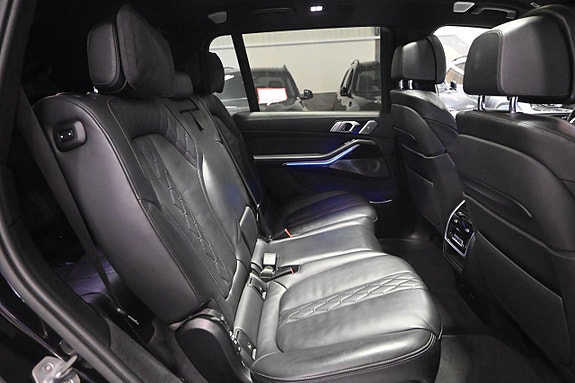 BMW X7 14 of 30