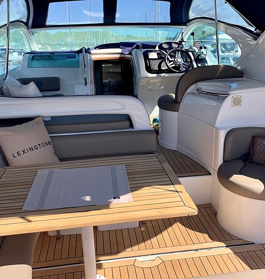 Fairline 34 Targa 5 of 7