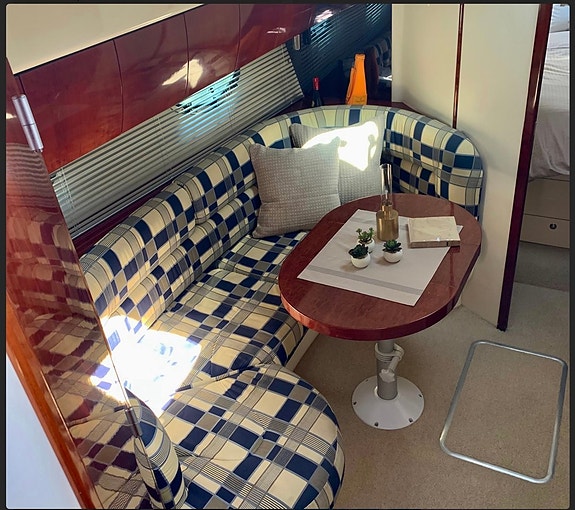 Fairline 34 Targa 6 of 7