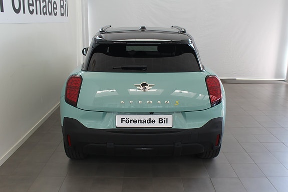 MINI Aceman E 11 of 13