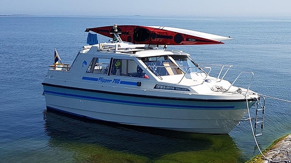 Flipper 760 -1988. Volvo Penta 5,7 -1999. Bogpropp, Ankarspe