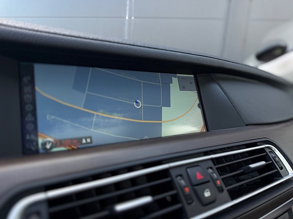BMW 730 20 of 22