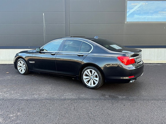 BMW 730 8 of 22
