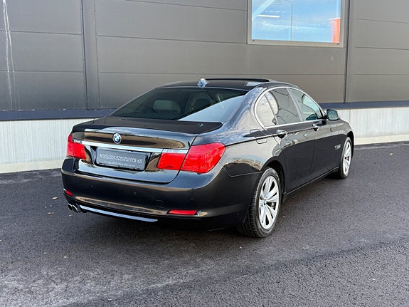 BMW 730 5 of 5