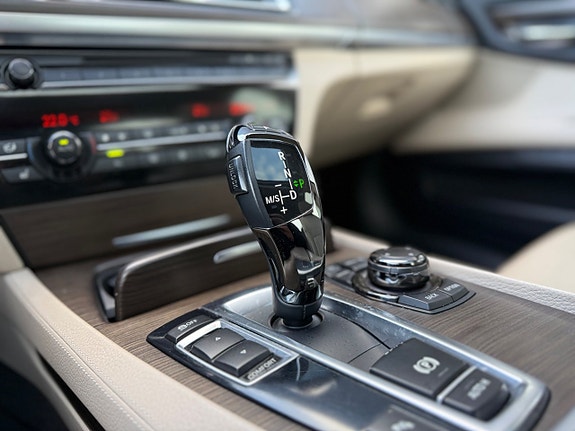BMW 730 18 of 22
