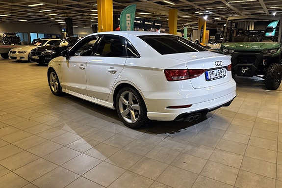 Audi A3 3 of 23