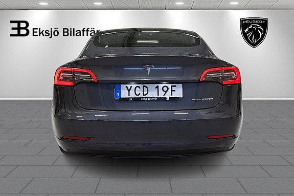 Tesla Model 3 6 of 20