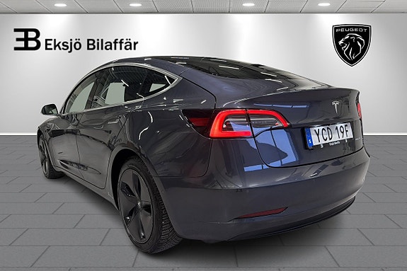 Tesla Model 3 8 of 20
