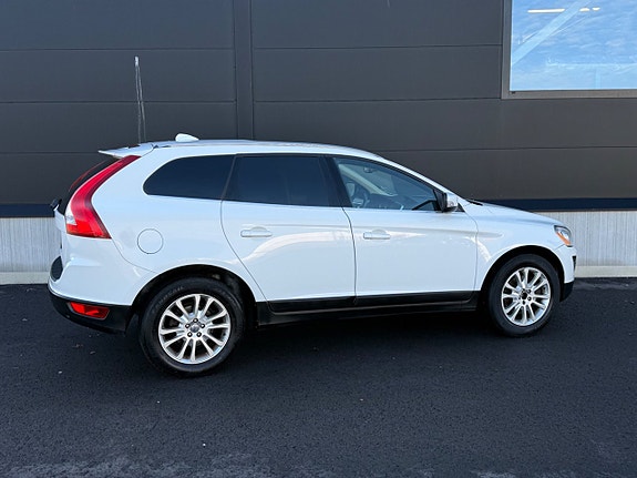 Volvo XC60 6 of 18