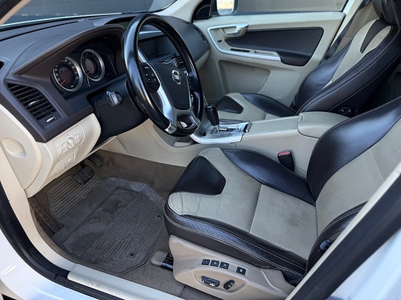 Volvo XC60 9 of 18