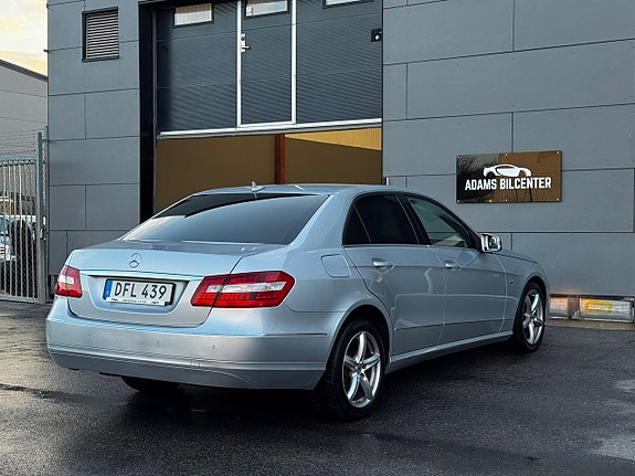 Mercedes-Benz E200 6 of 20