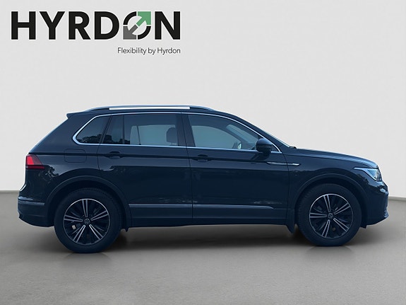 Volkswagen Tiguan 8 of 21