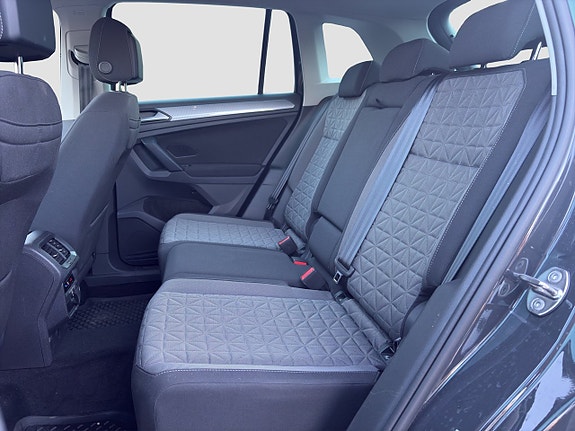 Volkswagen Tiguan 11 of 21