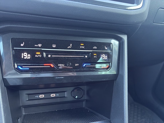 Volkswagen Tiguan 13 of 21