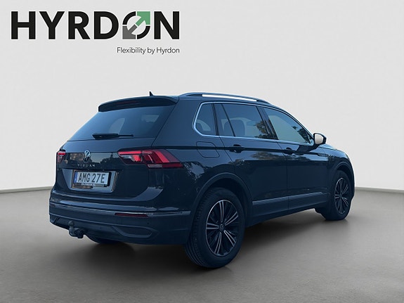 Volkswagen Tiguan 4 of 21