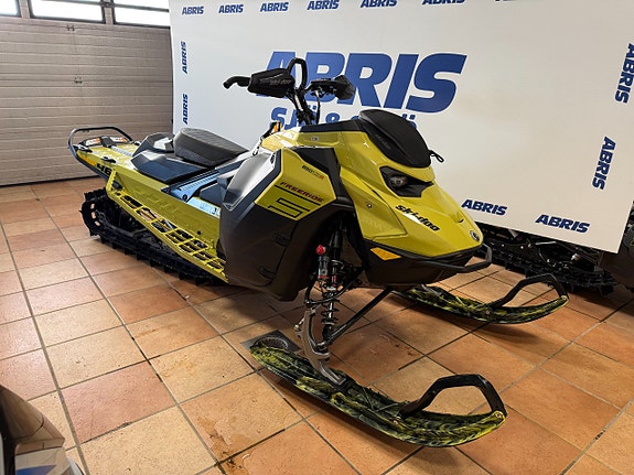 Ski-Doo Freeride STD TURBO R 146 HUB ABRIS SÄLEN Köp ONLINE