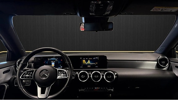 Mercedes-Benz A180 d 8 of 11