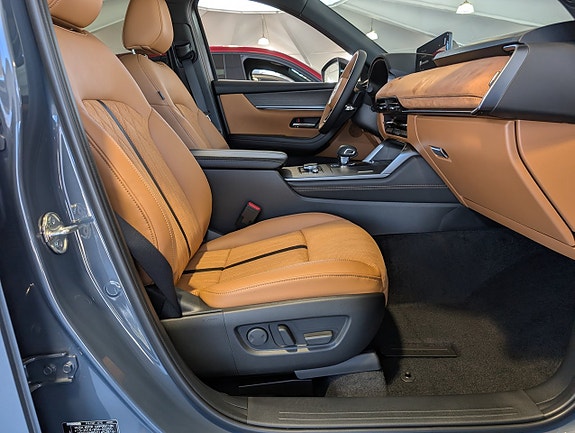 Mazda CX-60 8 of 30