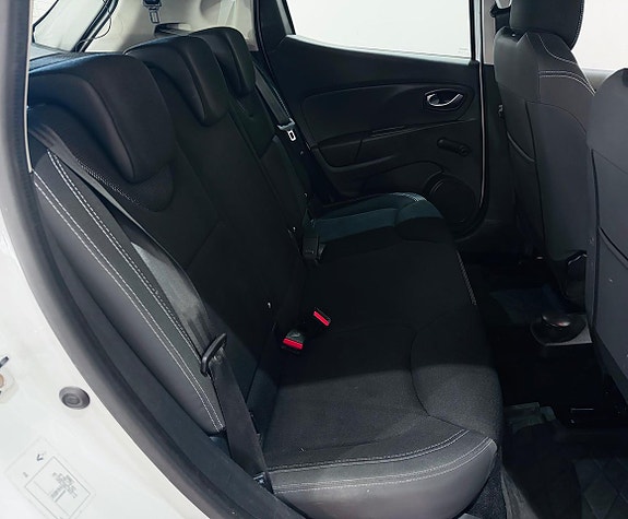 Renault Clio 7 of 16
