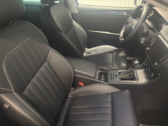 Skoda Superb 10 of 24