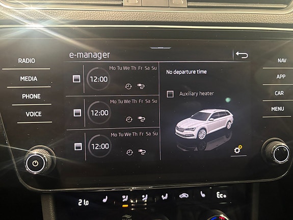 Skoda Superb 15 of 24