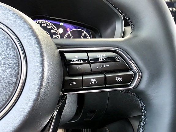 Mazda CX-80 17 of 30