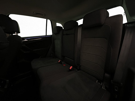 Volkswagen Tiguan 23 of 30