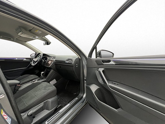 Volkswagen Tiguan 22 of 30