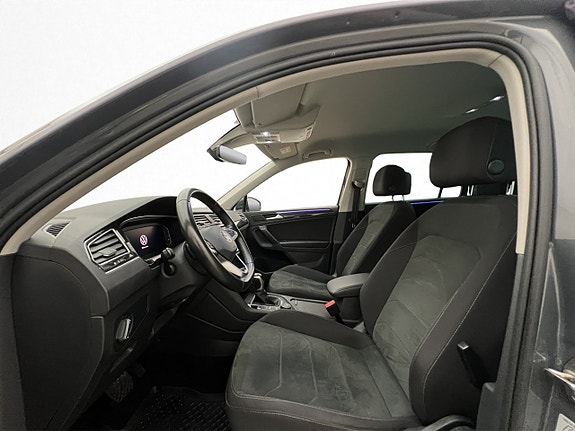 Volkswagen Tiguan 11 of 30