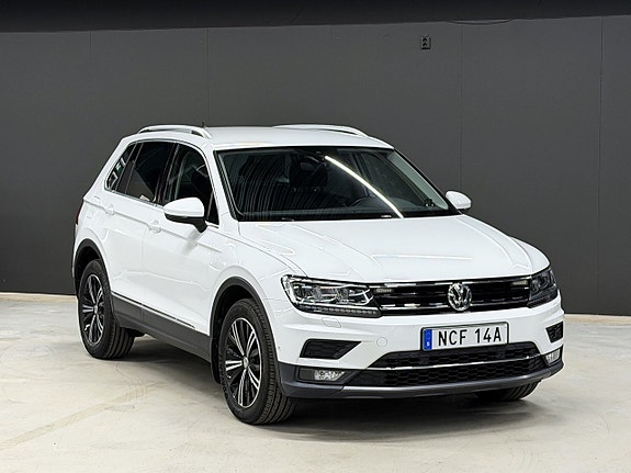 Volkswagen Tiguan 2 of 19