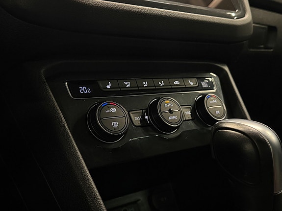 Volkswagen Tiguan 13 of 19