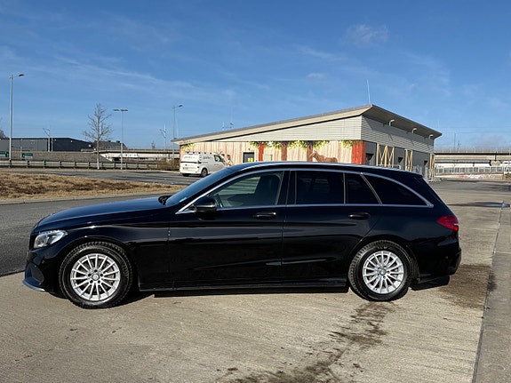 Mercedes-Benz C220 d 21 of 21