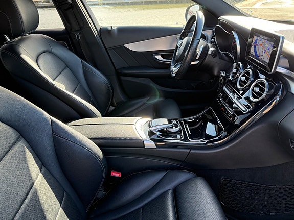 Mercedes-Benz C220 d 10 of 21