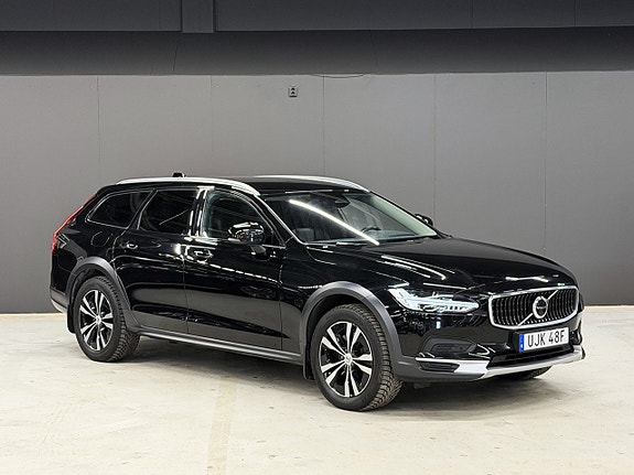 Volvo V90 Cross Country