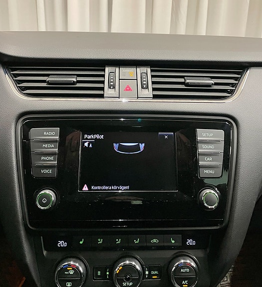 Skoda Octavia 10 of 24