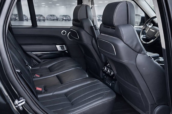 Land Rover Range Rover 5 of 5