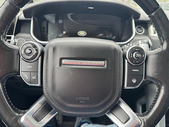 Land Rover Range Rover 15 of 17