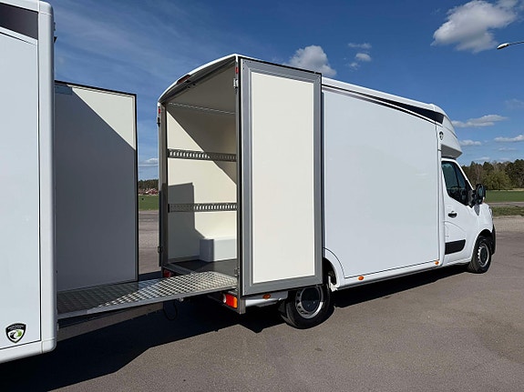 Renault Master 9 of 12