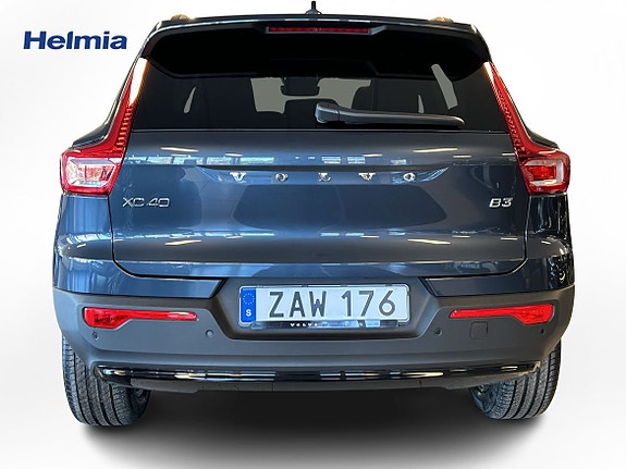 Volvo XC40 5 of 5