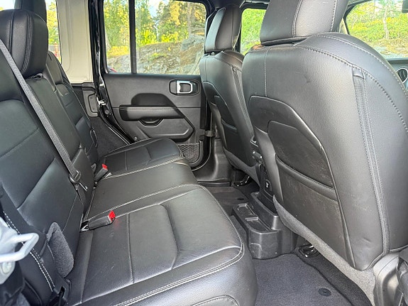 GMC Sierra 6 of 14