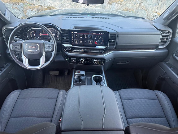 GMC Sierra 11 of 14