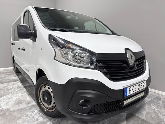 Renault Trafic 2 of 5